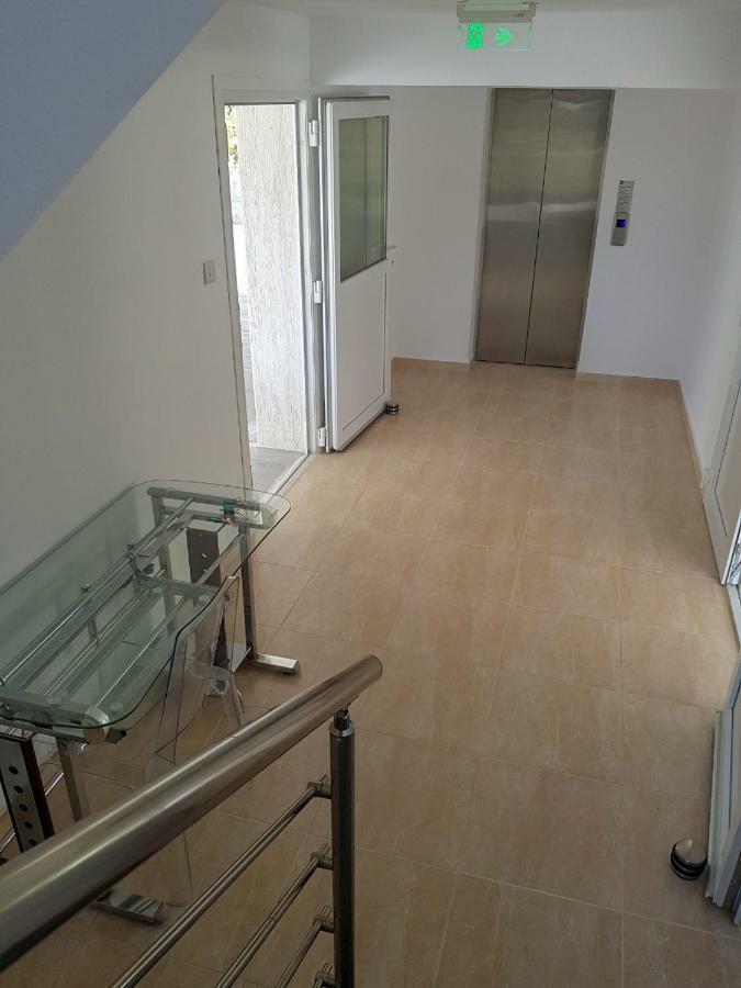 Paphos Apartments Exteriör bild